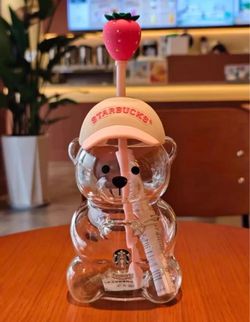 Starbucks Bear strawberry 🍓 Glass Cup