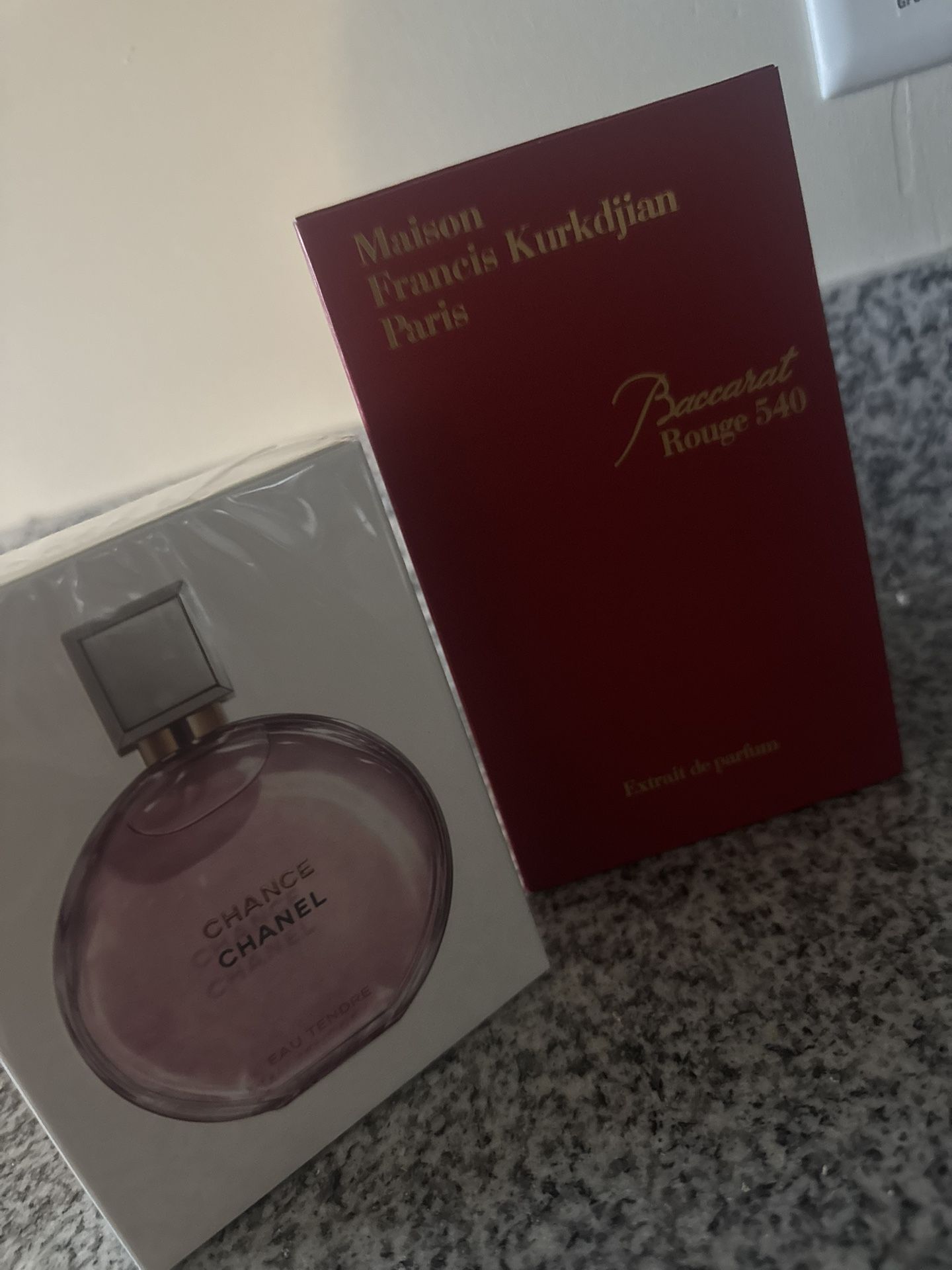 Perfume & Cologne