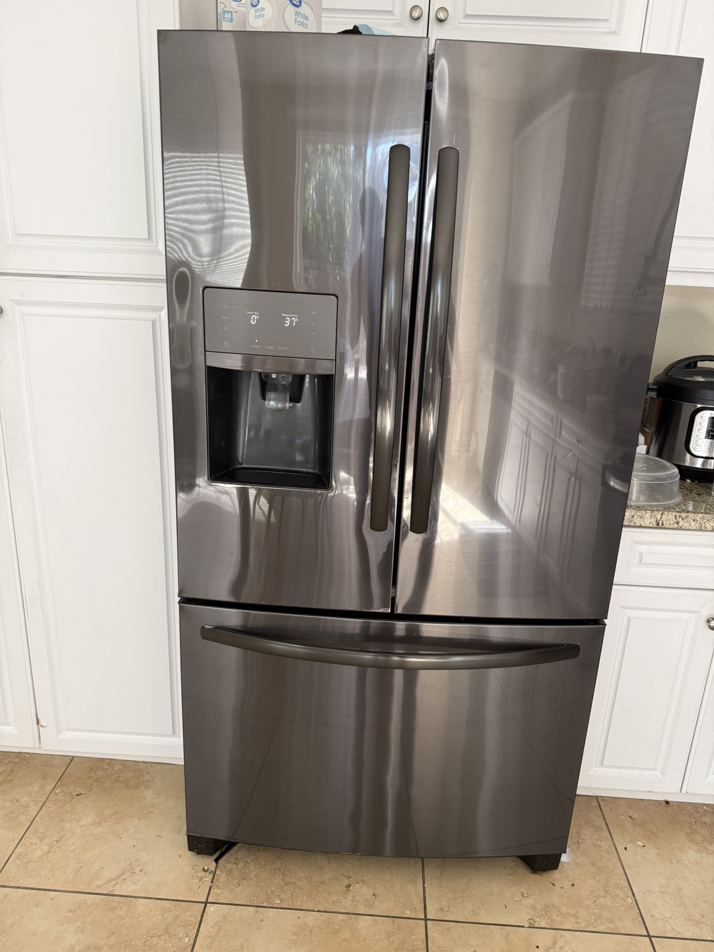 Frigidaire Refrigerator