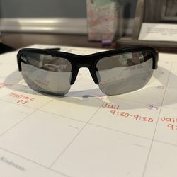 Bose Polarized tempo Sunglasses 