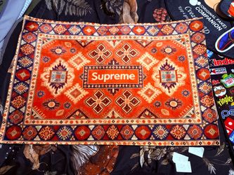Supreme rug