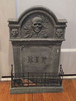 Halloween tombstone