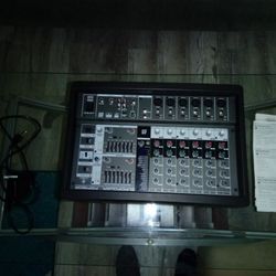 6 Channel Powered Mixer 