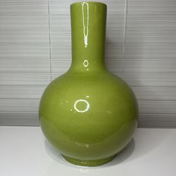 15" Chinese Monochrome Green Crackled Glaze  Vase