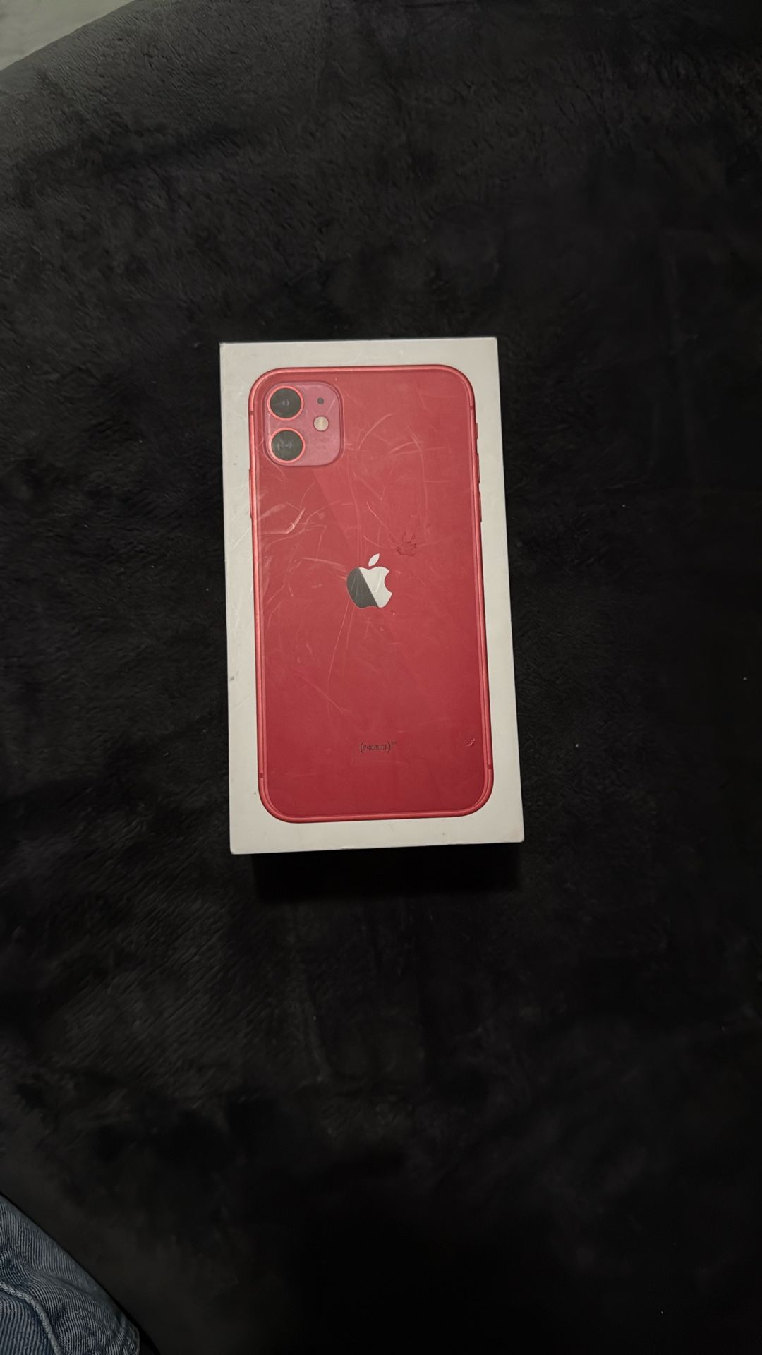 iPhone 11 box THERE IS NO PHONE