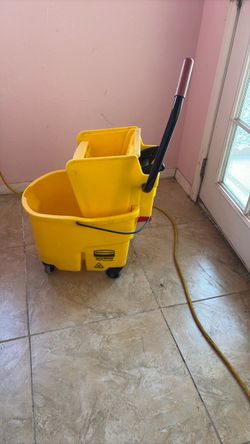 Rubbermaid commercial bucket wringer