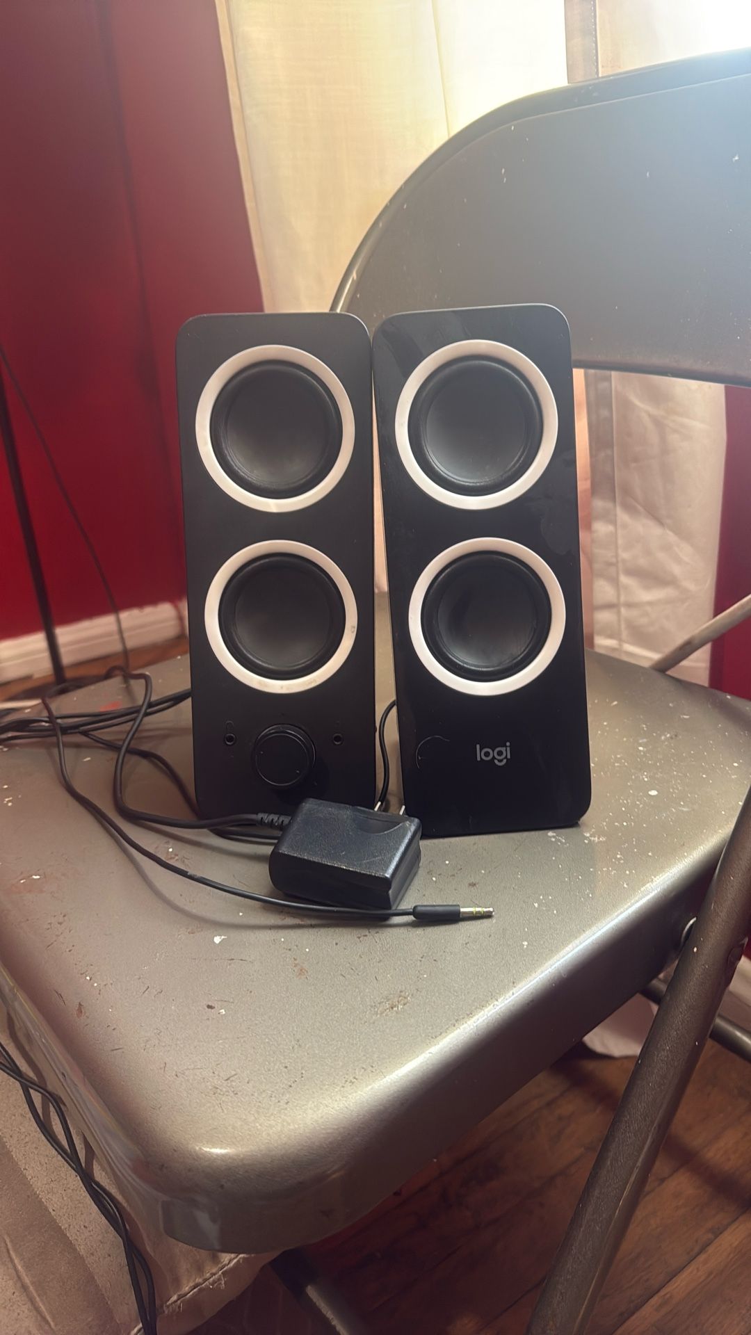 Speakers (Aux Wired) Read Description