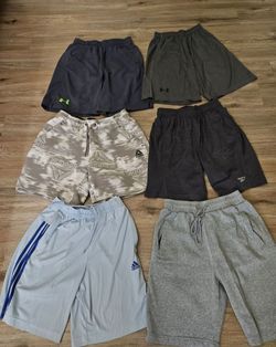 Shorts  Size  m