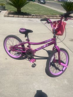 Girls bike