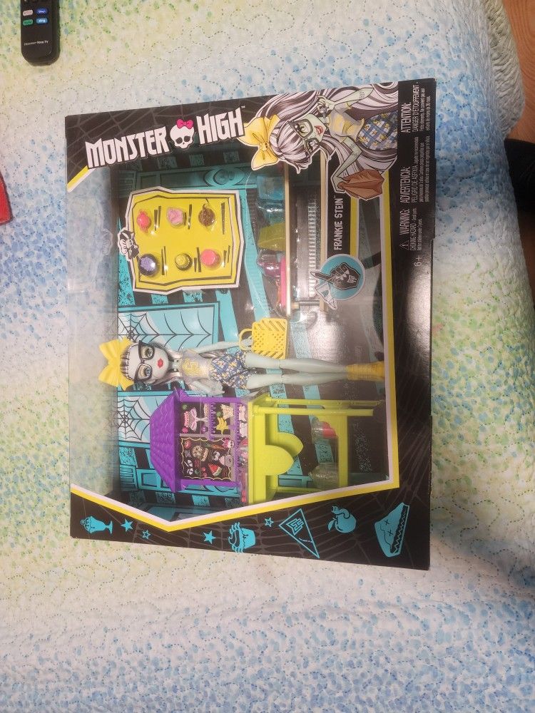 Moster Hig Doll Bran New