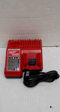 Milwaukee M12 and M18 12-Volt/18-Volt Lithium-Ion Multi-Voltage Battery Charger
Brand New 