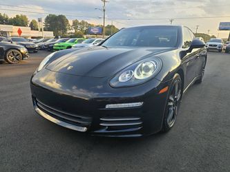 2016 Porsche Panamera