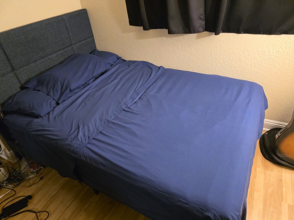 Full Size Bed
