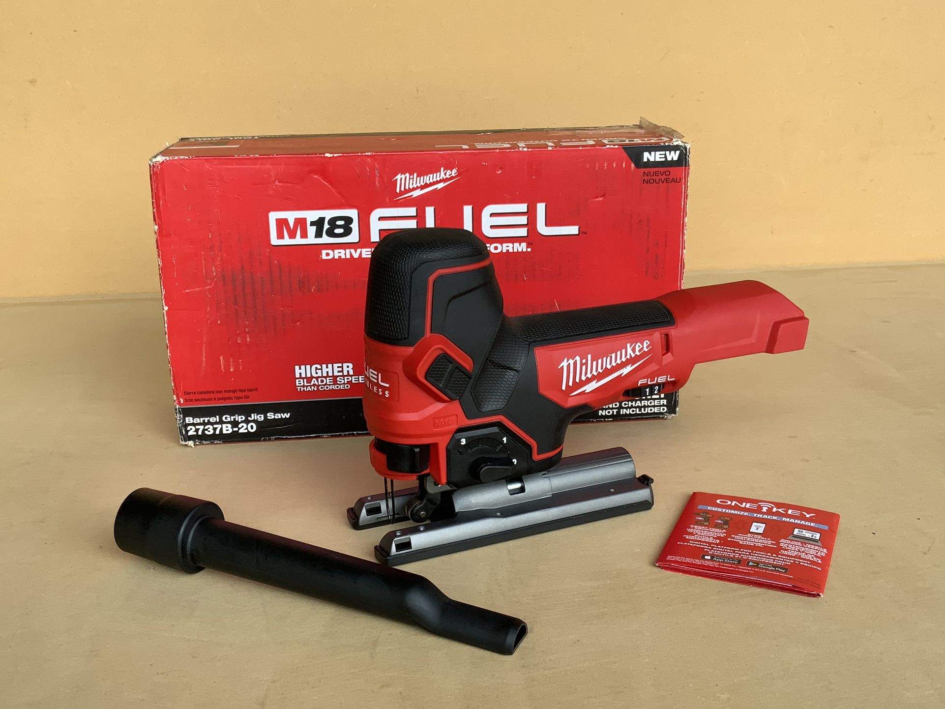 Milwaukee 2737B-20 M18 FUEL 18V Lithium-Ion Brushless Cordless Barrel Grip Jig Saw (Tool Only)