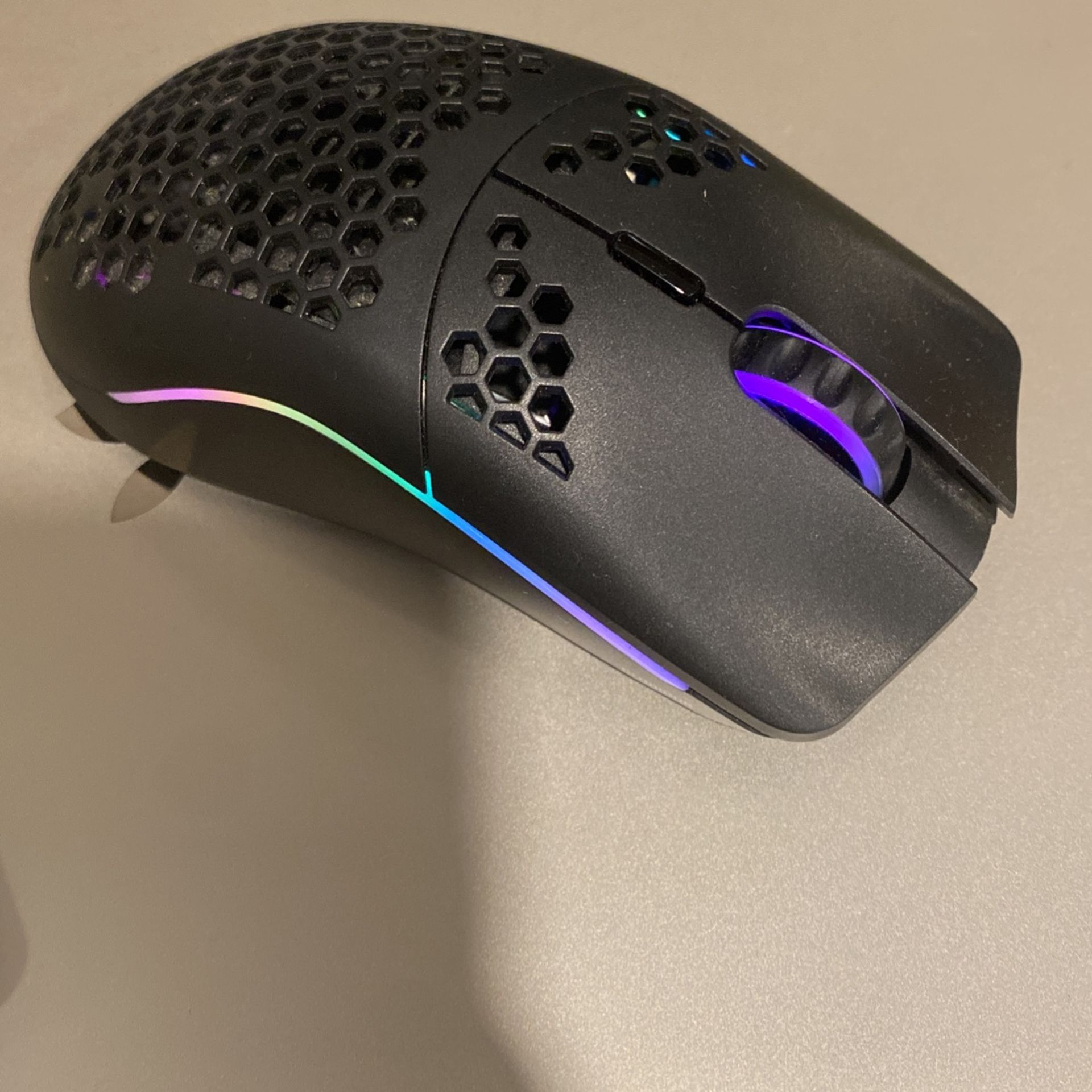 Glorious Model 0 Wireless Gaming Mouse for Sale in Arlington, TX - OfferUp