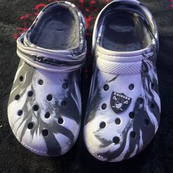Raiders Themed Fleece-Lined Crocs – Black & White Marble – Size 8