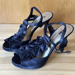 Fioni Night Women’s 7.5 Black Fabric Ruffle Peep Toe High Heel Stiletto Heels 