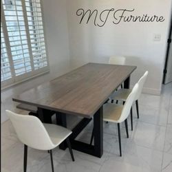 🔥 Beautiful Modern Dining Table ON SALE RIGHT NOW!