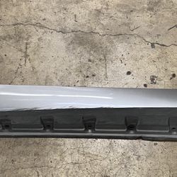 BMW E85 Z4 PASSENGER LOWER SIDE SKIRT OEM