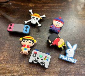Croc charms