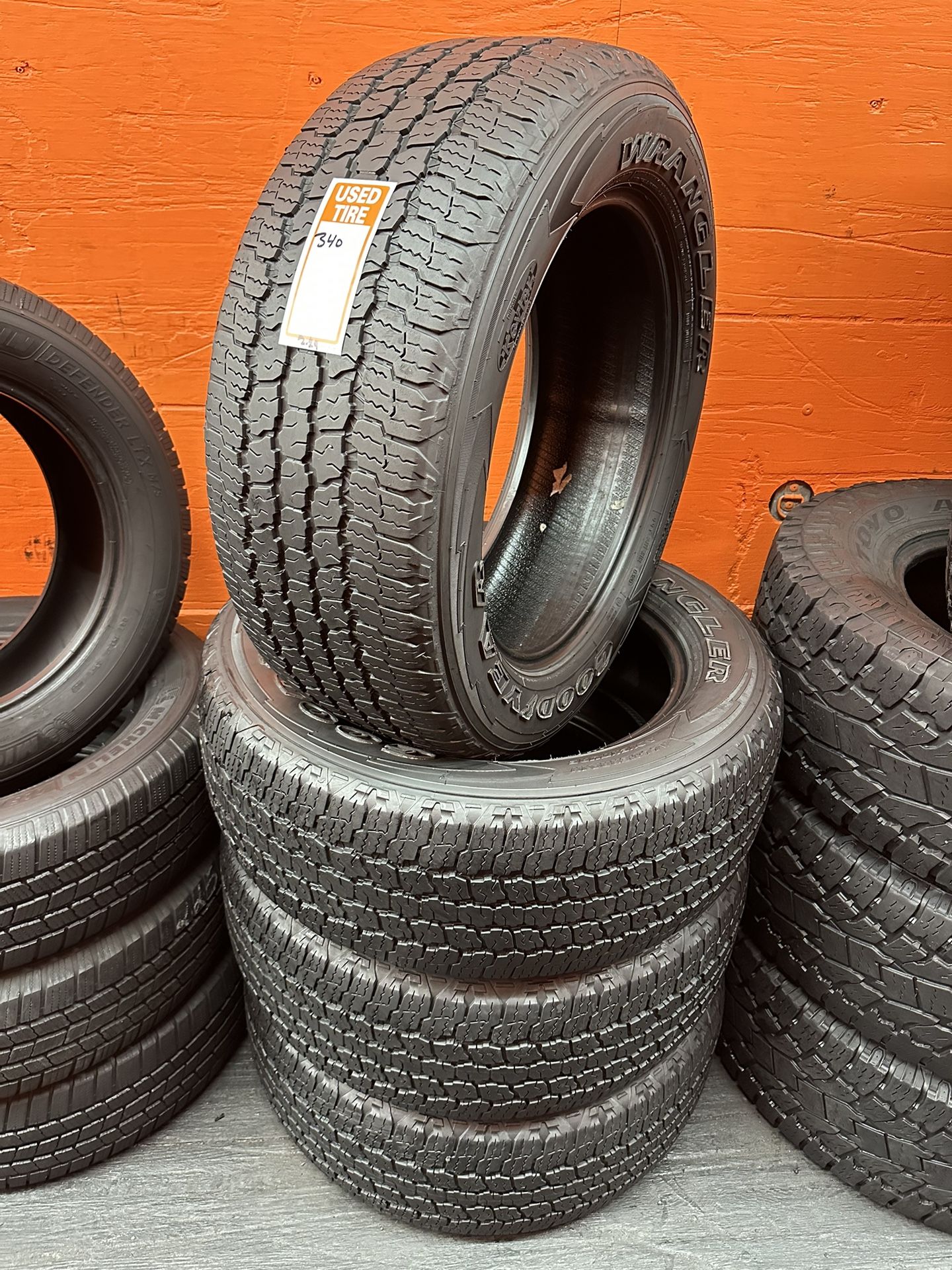 275/55R20 Goodyear Wrangler Kevlar Full Tire Set