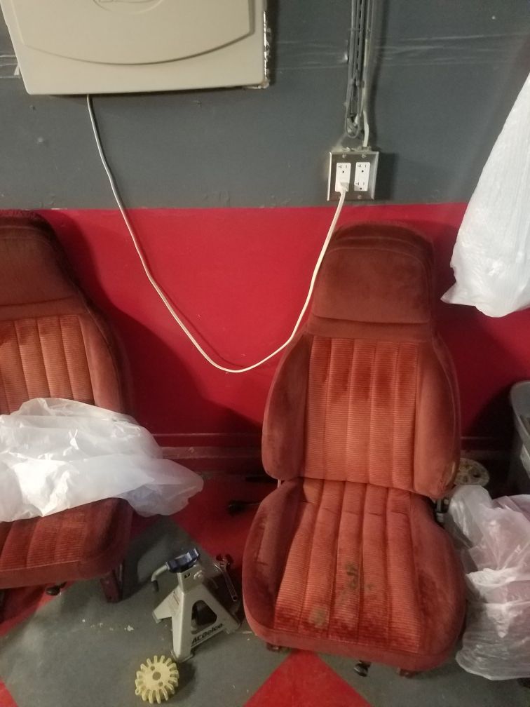 454 SS seats for Sale in Bakersfield, CA OfferUp