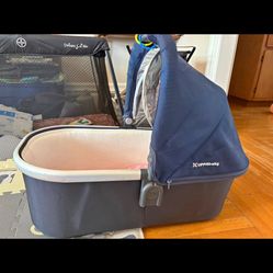 Uppa Baby Bassinet 