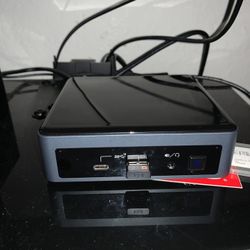 Intel Nuc 10th Gen i3 256GB 8GB Ram