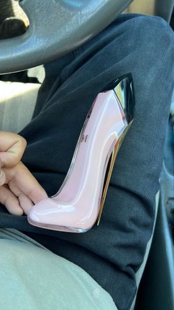 Carolina Herrera Good Girl Blush Perfume