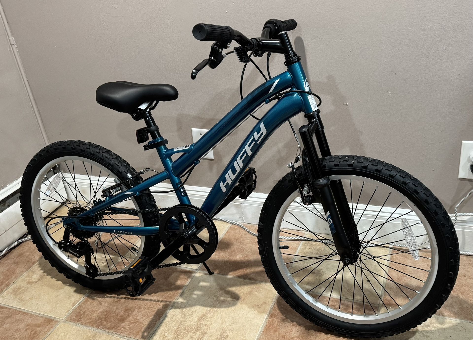 Huffy 20" Wheels 7 Speed Unisex Highlander Kids Bike