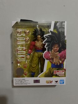 S.H.Figuarts Son Goku Super Saiyan 4