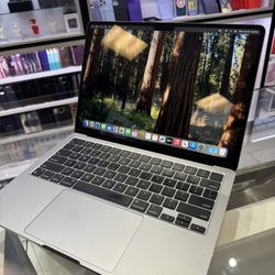 MacBook Air 2022 M2 8GB 256GB 