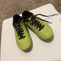 11.5 Kids Cleats