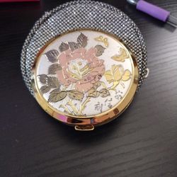Vintage Compact