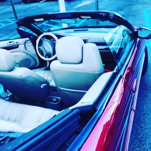 Photo Red Chrysler Sebring LXI 2d convertible