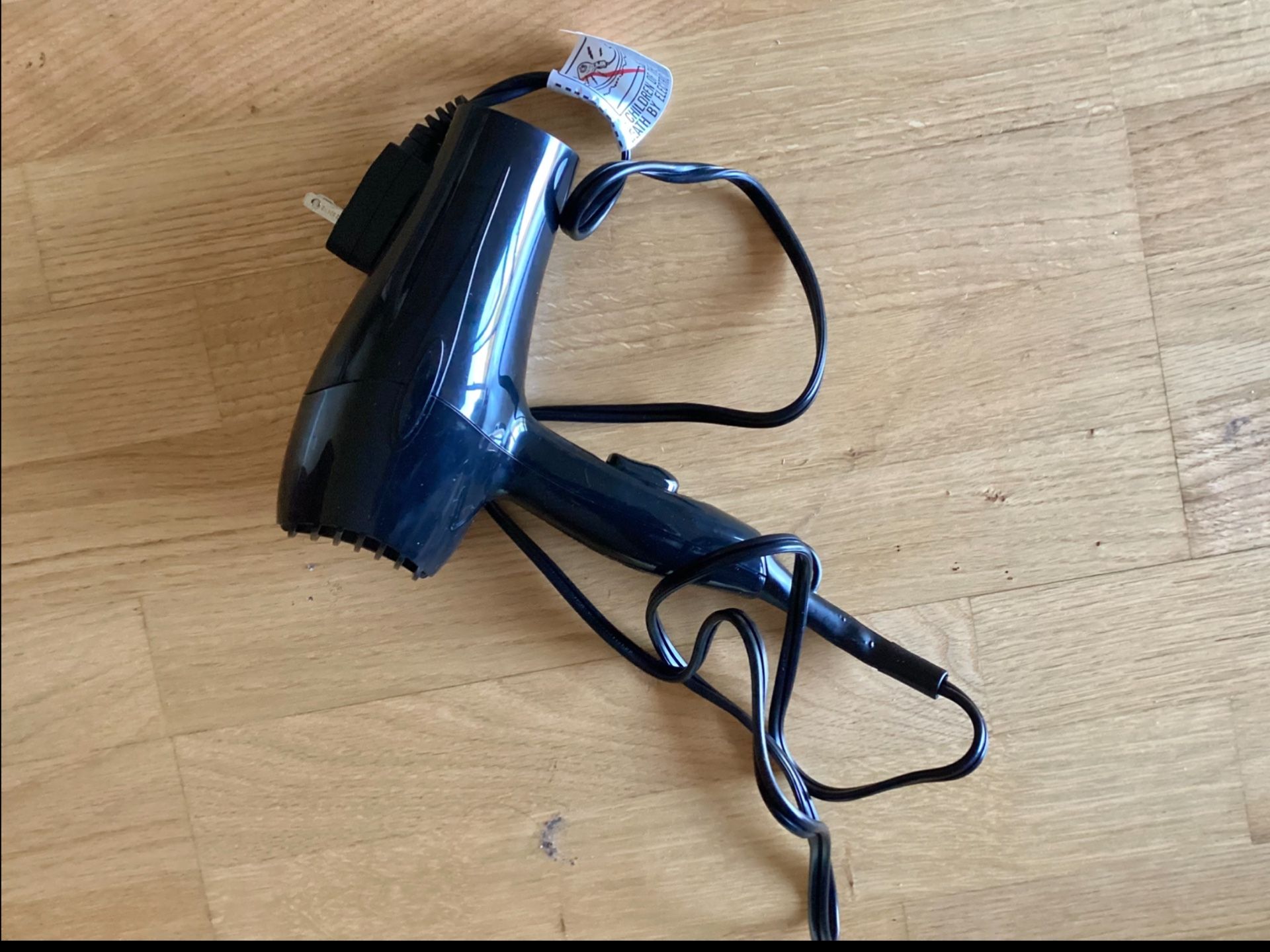 Preowned Conair Hair Blow Dryer 1875 Watt Black Lightweight Mid-Sized