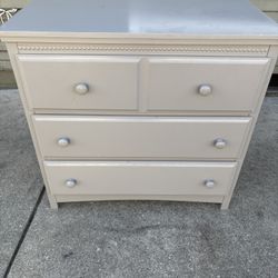 Dresser, Bunk Beds, Twin Mattress 