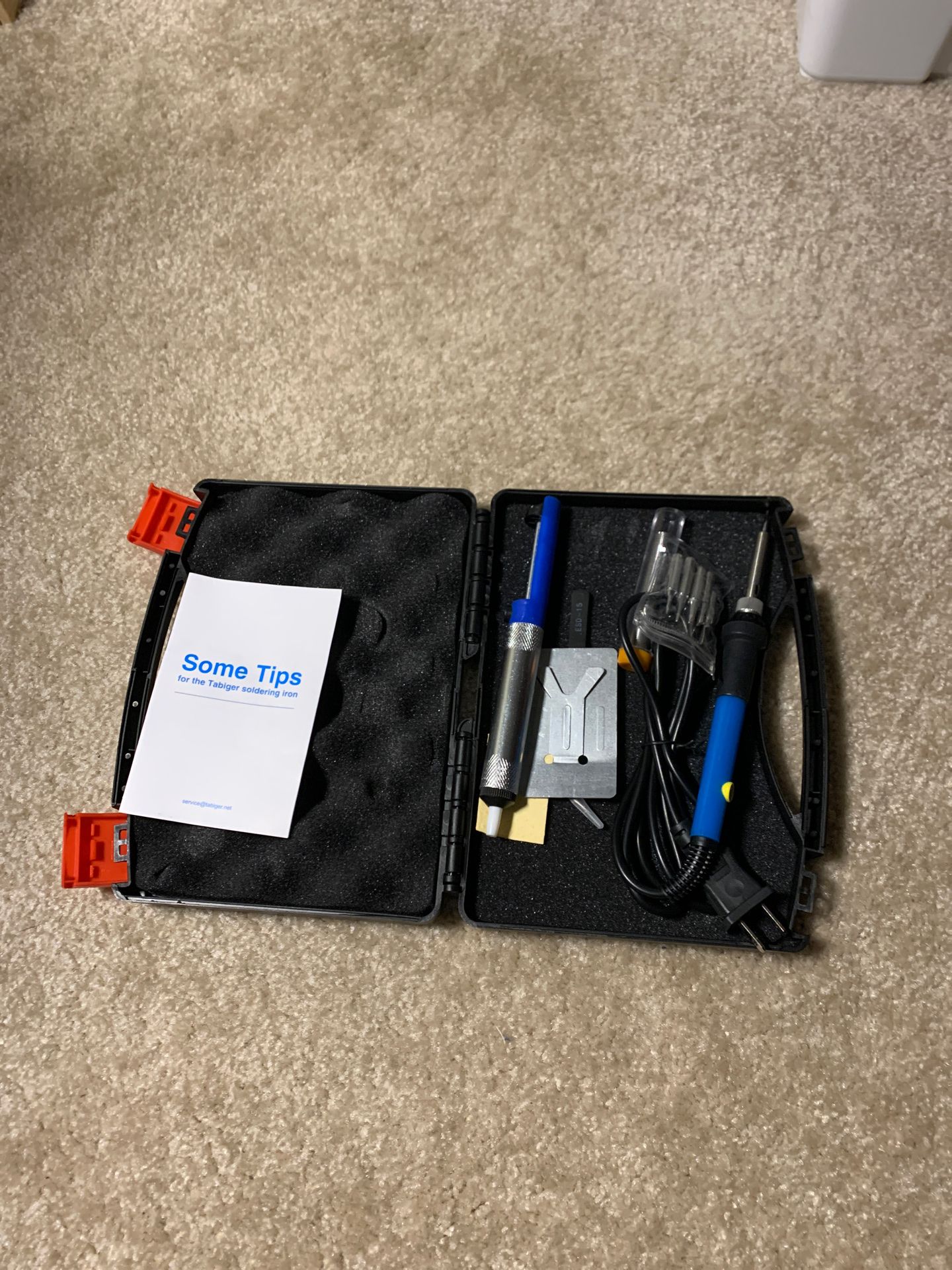 Basic Soldering Iron Kit (unused)