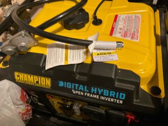 Champion 4000W / 3500W Digital Hybrid Inverter Generator - Remote Start & Tri-Fuel (Low Hours!)
