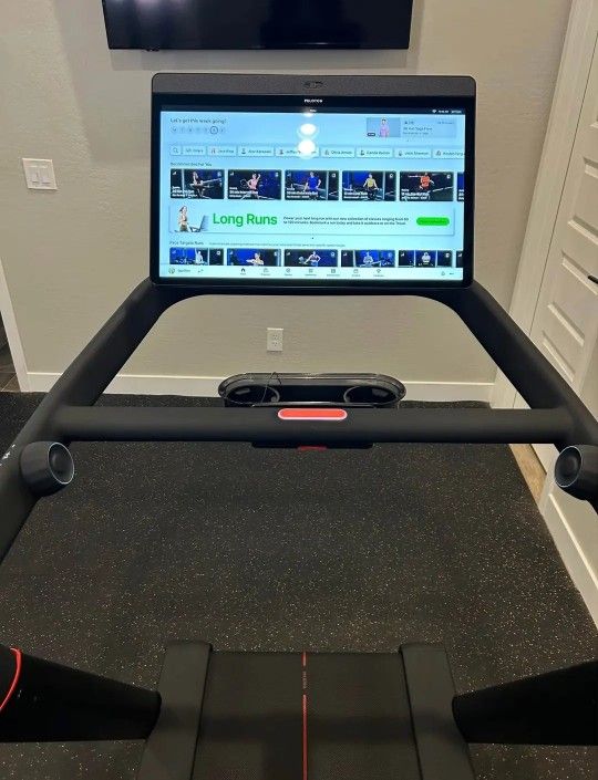 Peleton,Treadmill