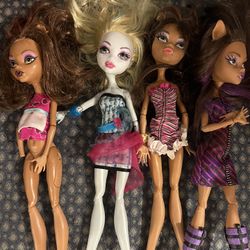 Monster High Dolls & Misc Furniture 