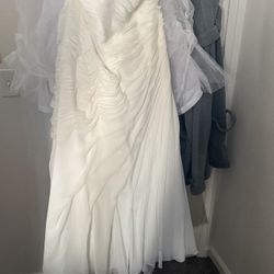 💍 David’s Bridal Wedding Dress – Size 26 (Cream) – $250 OBO