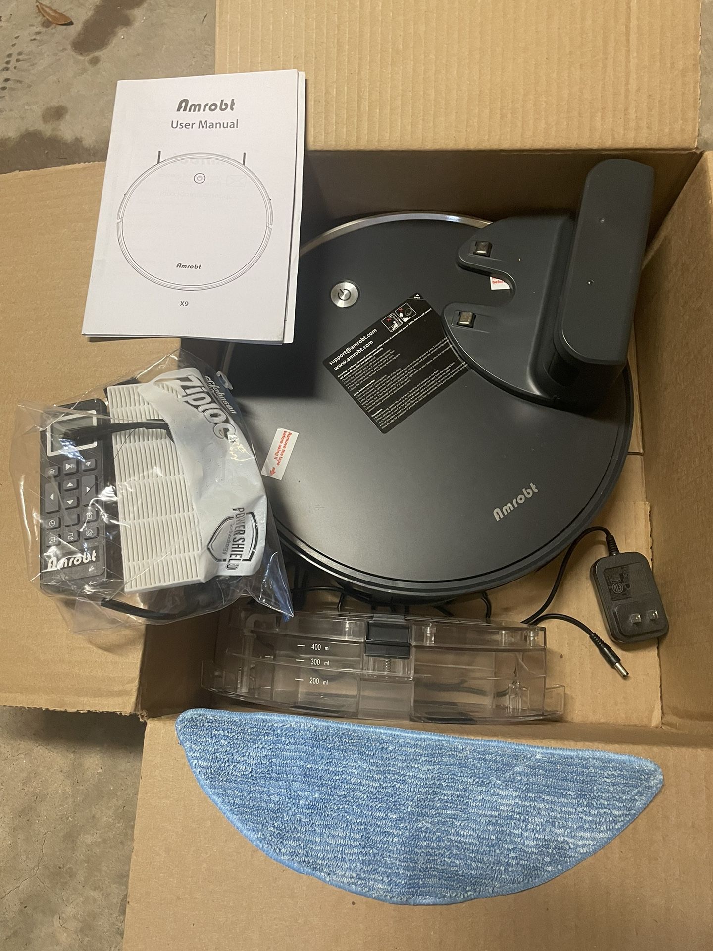 Robot Vacuum Cleaner With Water Tank