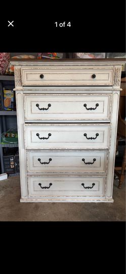 5-Drawer Dresser