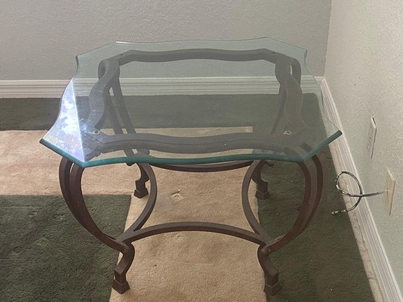 Full House Furniture, Best Offer, June 21, 22 From 11_5pm