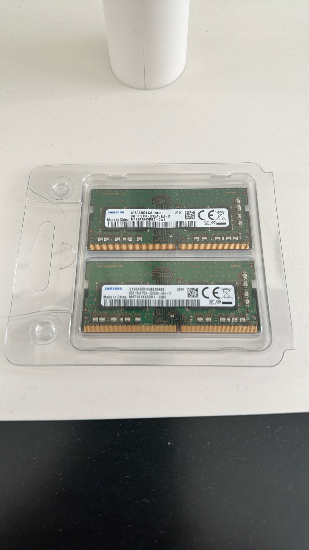 Samsung 16GB (8GBx2) DDR4 PC4-3200AA RAM