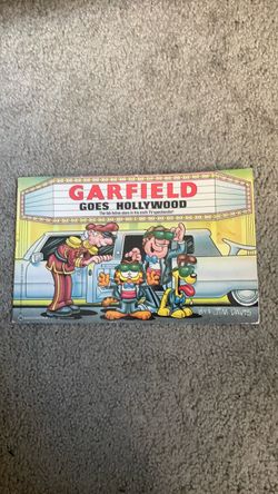 Garfield Goes Hollywood by Jim Davis