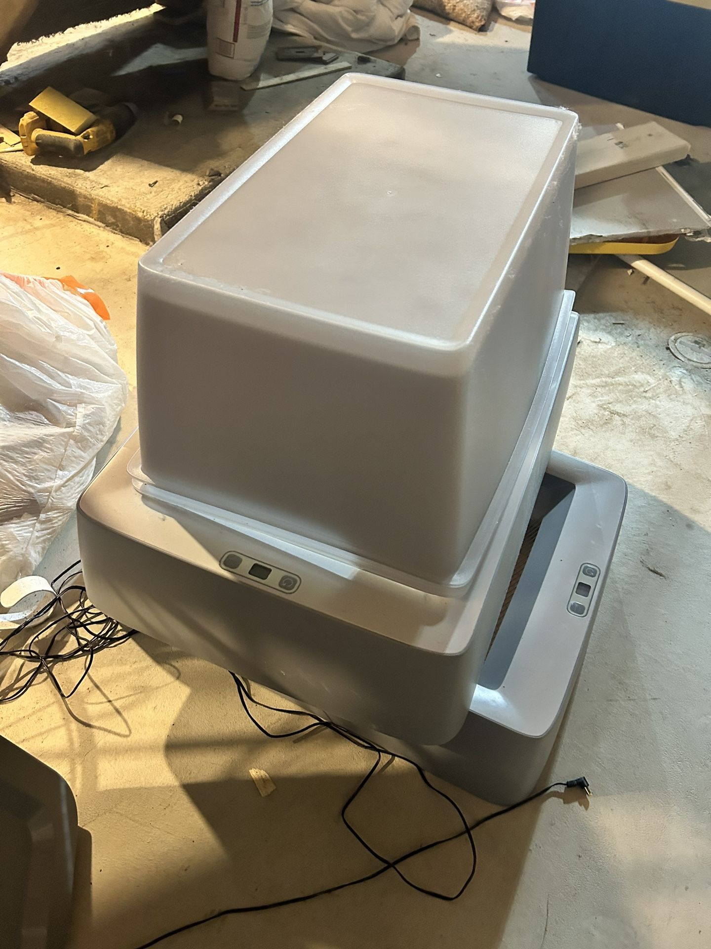 Self Cleaner Cat Litter Boxes