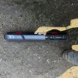 20 ft./lbs. to 100 ft./lbs. 3/8 in. Drive Torque Wrench 