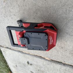 Milwaukee M18 Rover Clamping Flood Light Tool Only